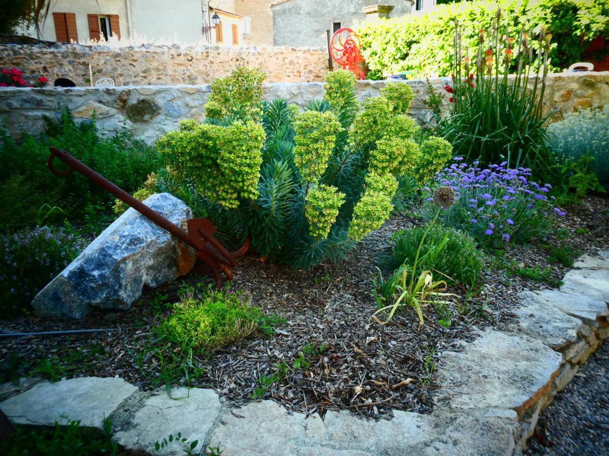 Aux Berges Du Libre Bed and Breakfast Felines-Termenes Buitenkant foto