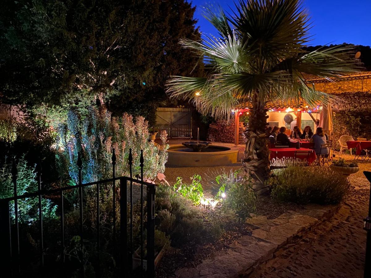 Aux Berges Du Libre Bed and Breakfast Felines-Termenes Buitenkant foto